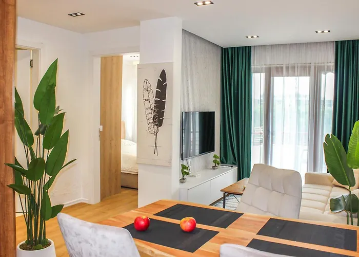 Azure Dream G8 Apartman