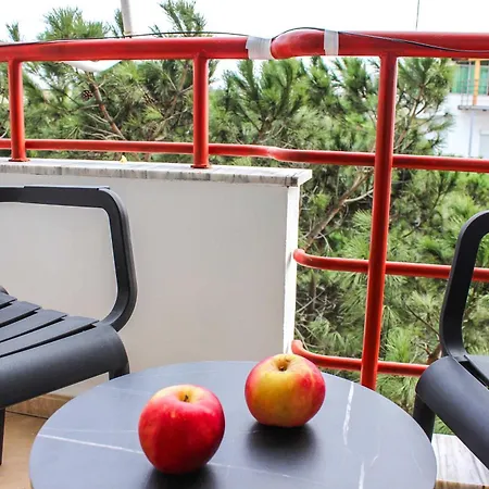 Azure Dream G8 Apartman *