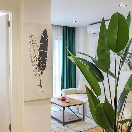 Azure Dream G8 Apartman