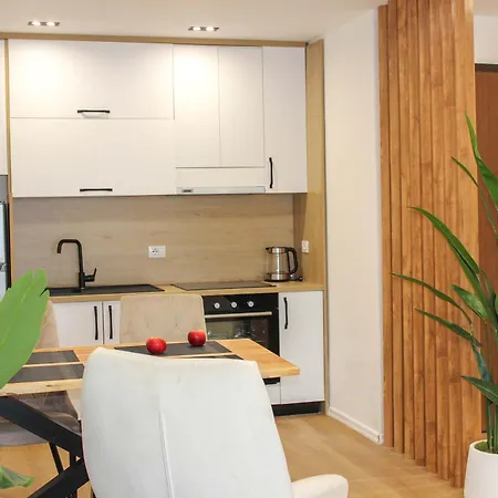 Azure Dream G8 Apartman