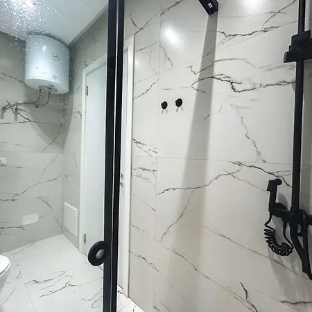 Azure Dream G8 Apartman *
