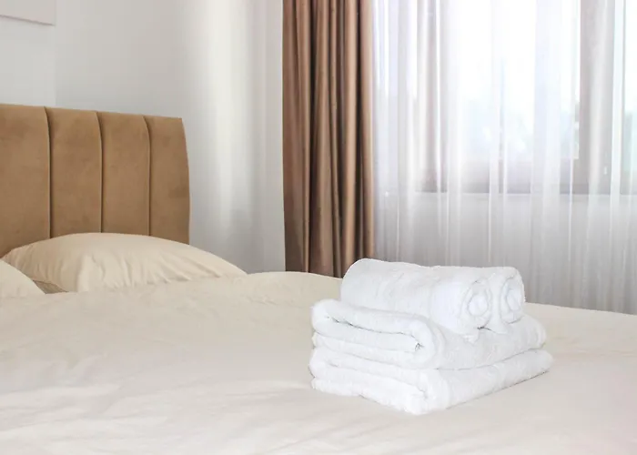 Azure Dream G8 * Golem (Tirana)